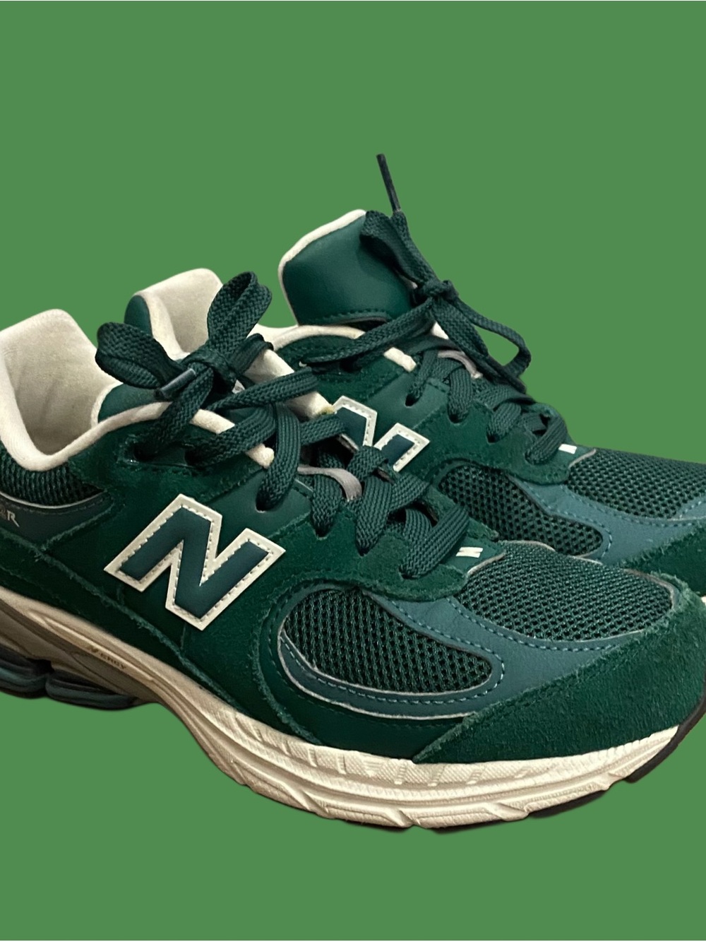 Green 2002R Shoes (Big Kids’ Size 4)
